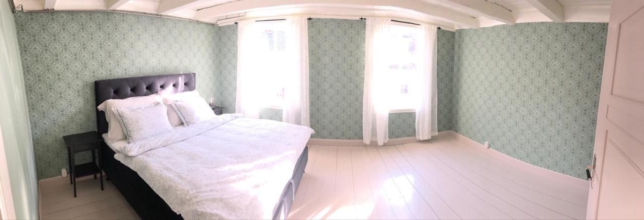 Den gule krambua Appartement Lærdalsøyri Buitenkant foto